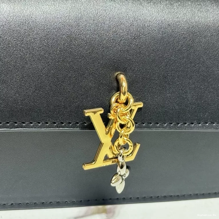 Comfortable Vuitton For Women Bags 9847 Louis Messenger 0319